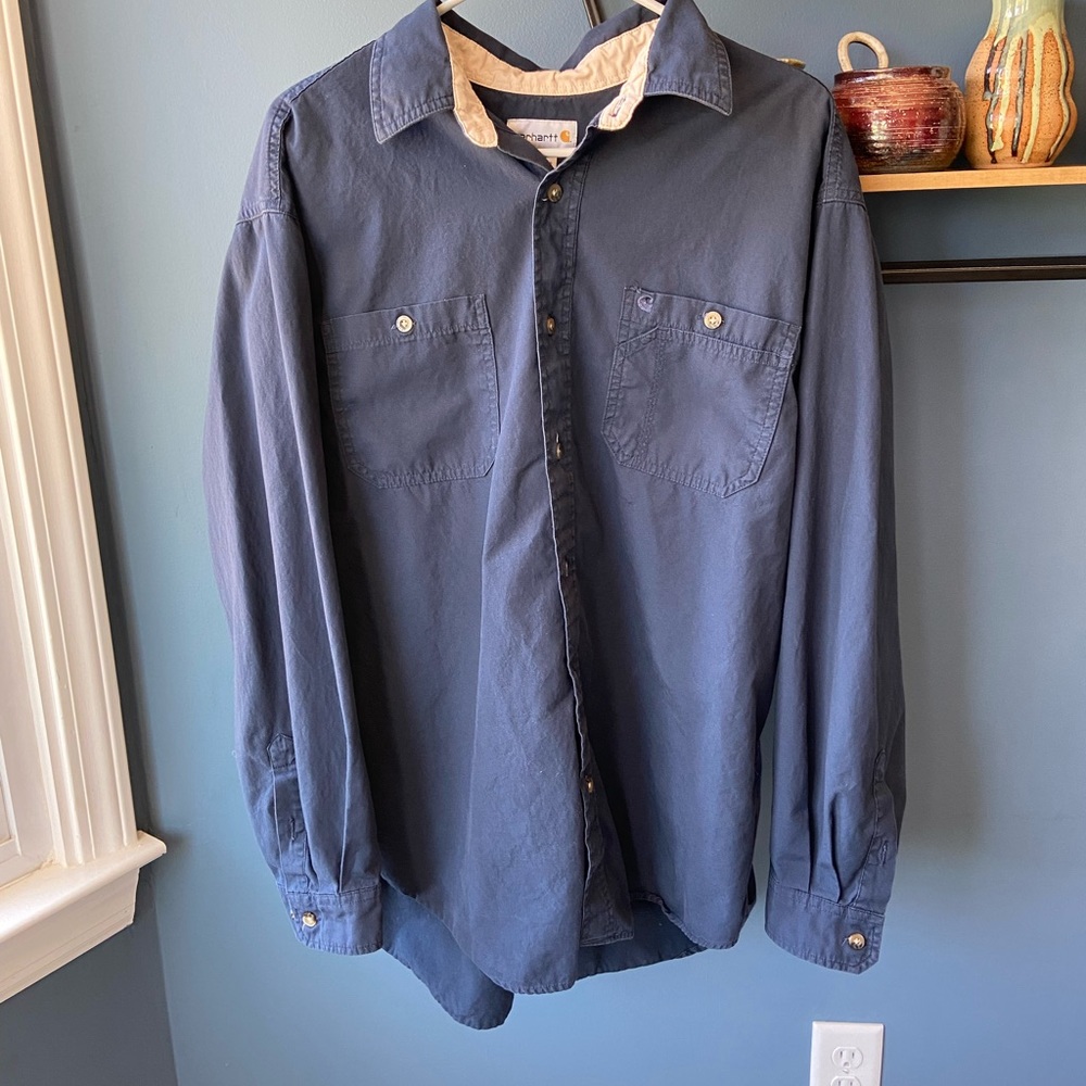 Gently Used Men’s XL Carhartt Button-Up